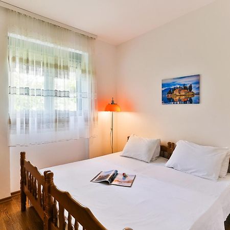 City Montesun Apartments 2 Будва Экстерьер фото