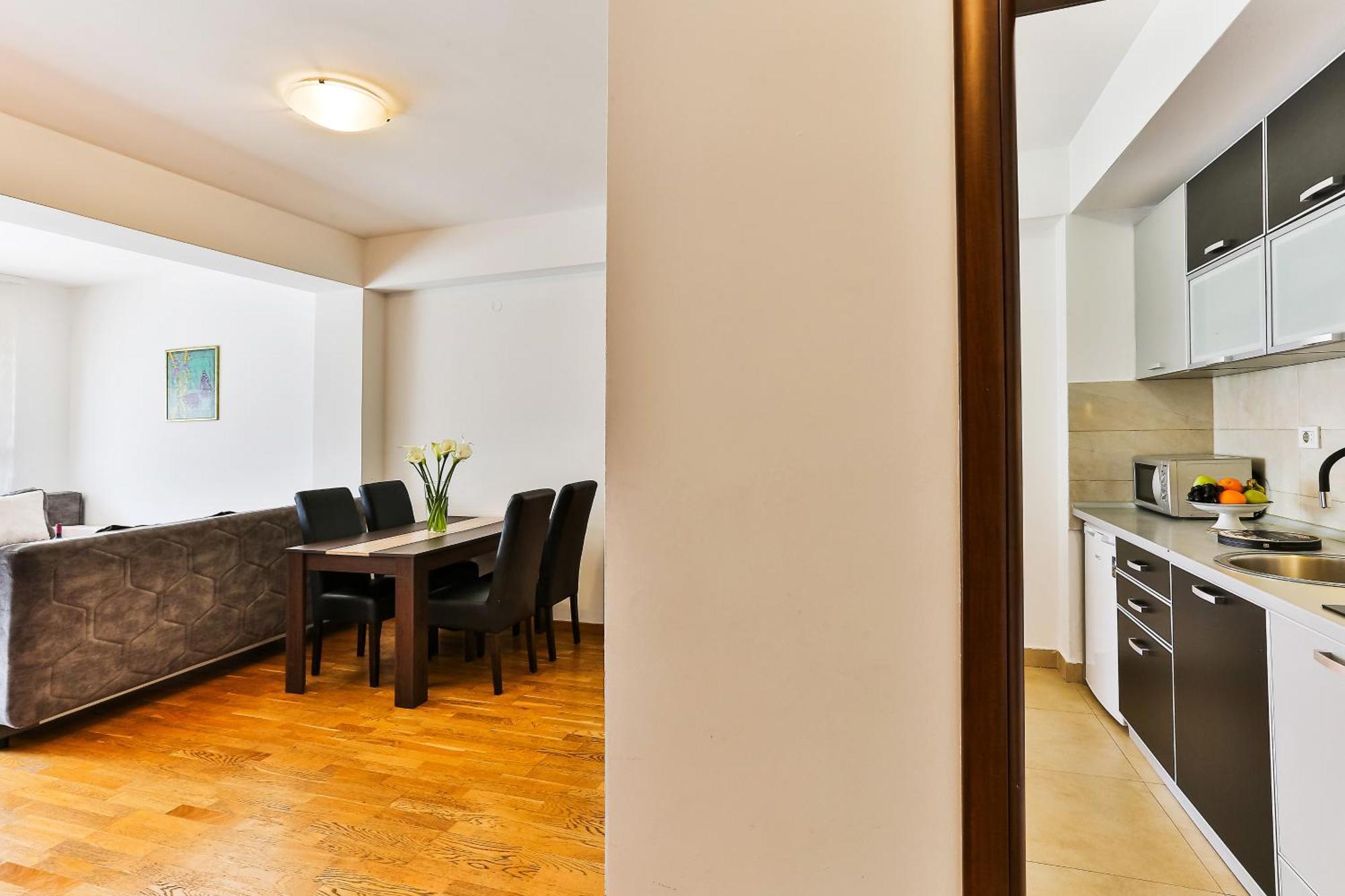 City Montesun Apartments 2 Будва Экстерьер фото