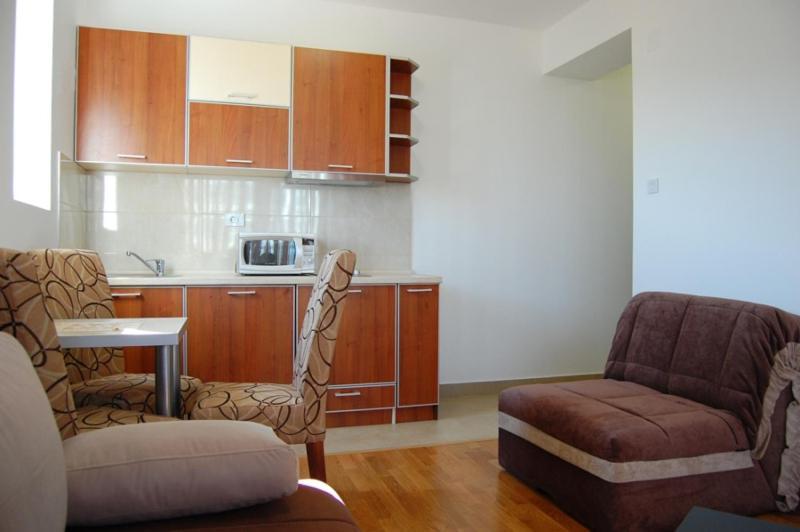 City Montesun Apartments 2 Будва Экстерьер фото