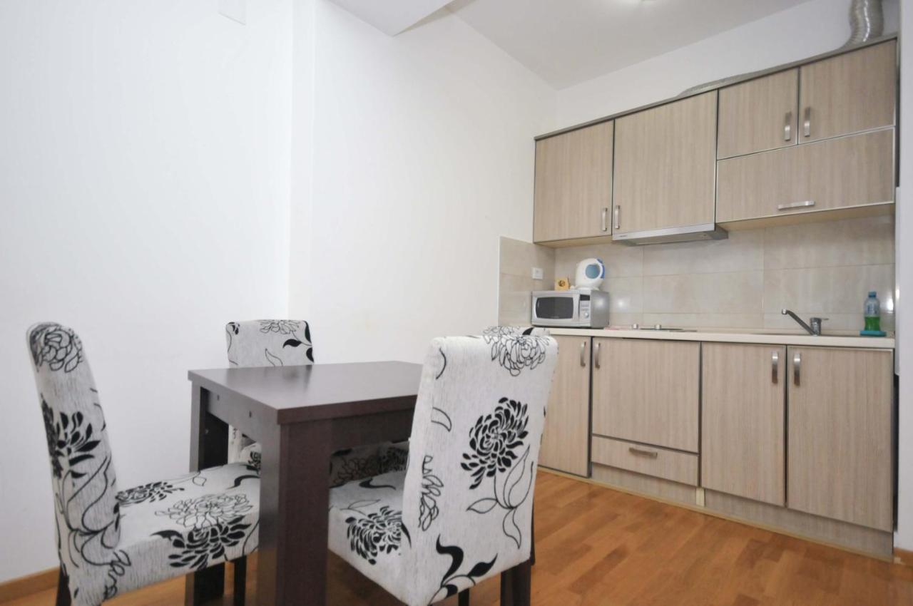 City Montesun Apartments 2 Будва Экстерьер фото
