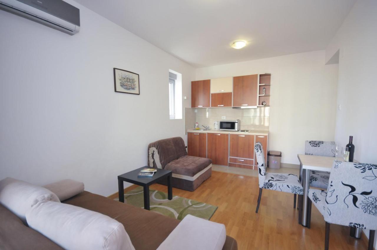 City Montesun Apartments 2 Будва Экстерьер фото