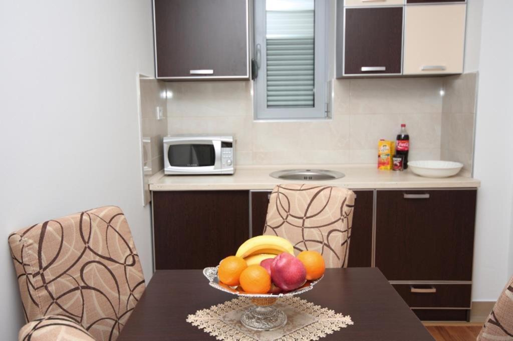 City Montesun Apartments 2 Будва Экстерьер фото